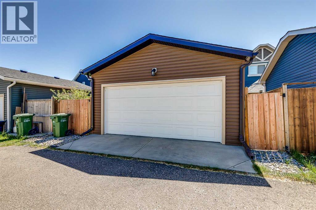 Photo 35 of 51 Ravenskirk Heath Se, Airdrie AB