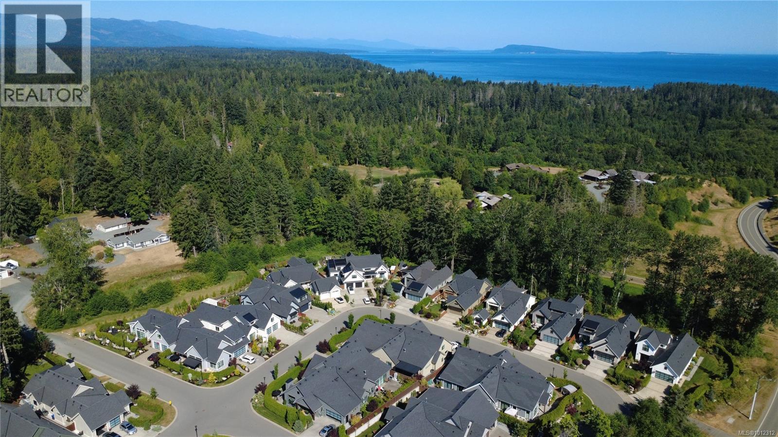 Photo 53 of 863 Claymore Cres, Qualicum Beach BC