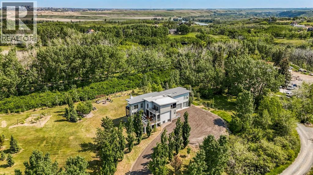 Photo 2 of 24008 241 Avenue E, Rural Foothills County AB
