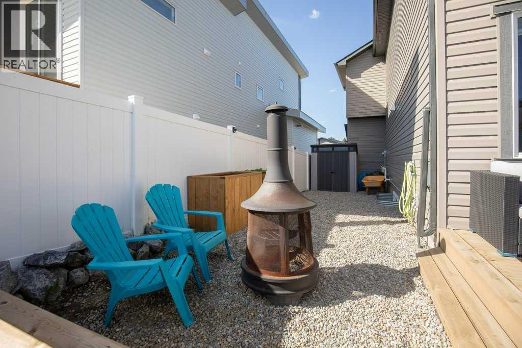 Photo 13 of 38 Cole Way, Sylvan Lake AB
