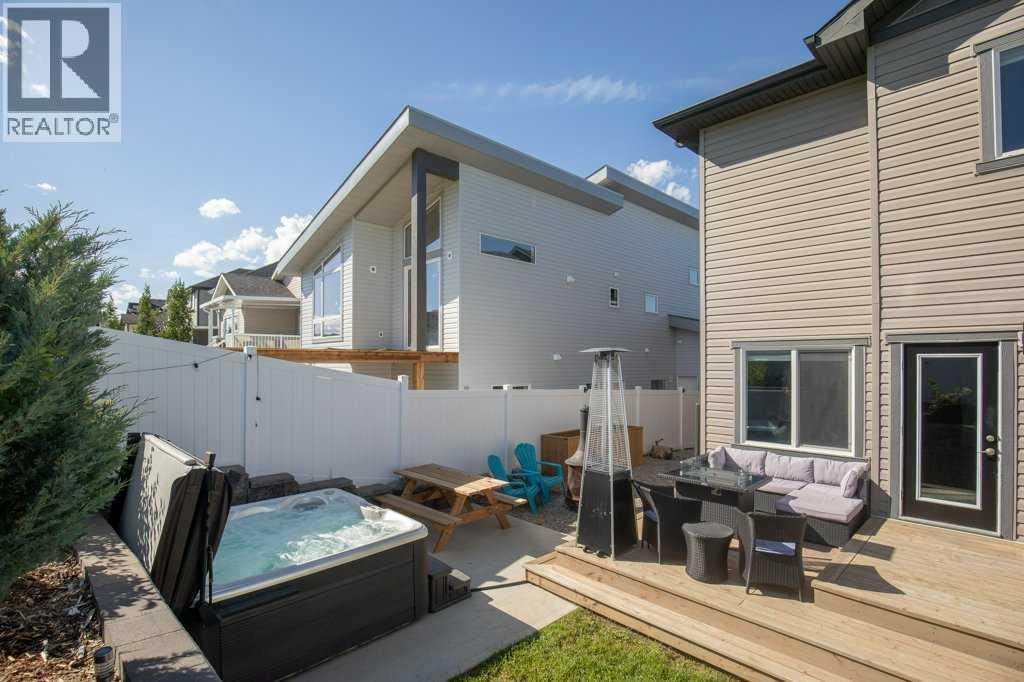 Photo 20 of 38 Cole Way, Sylvan Lake AB