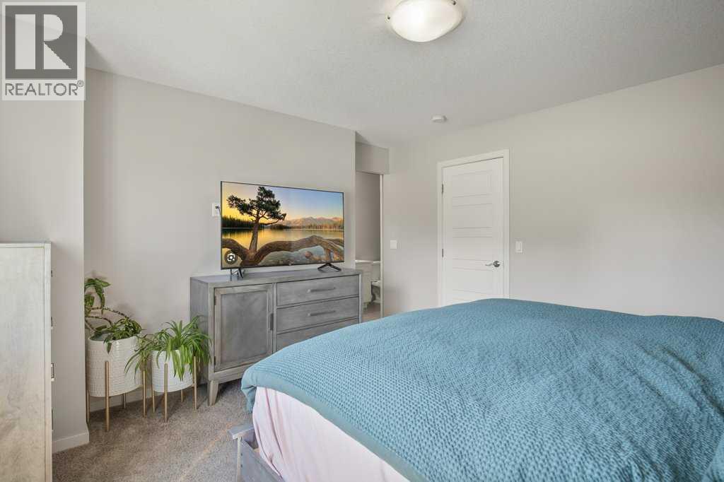 Photo 35 of 38 Cole Way, Sylvan Lake AB