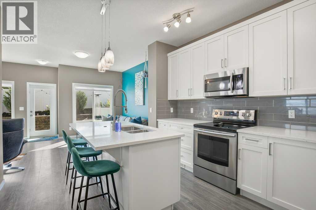 Photo 24 of 38 Cole Way, Sylvan Lake AB