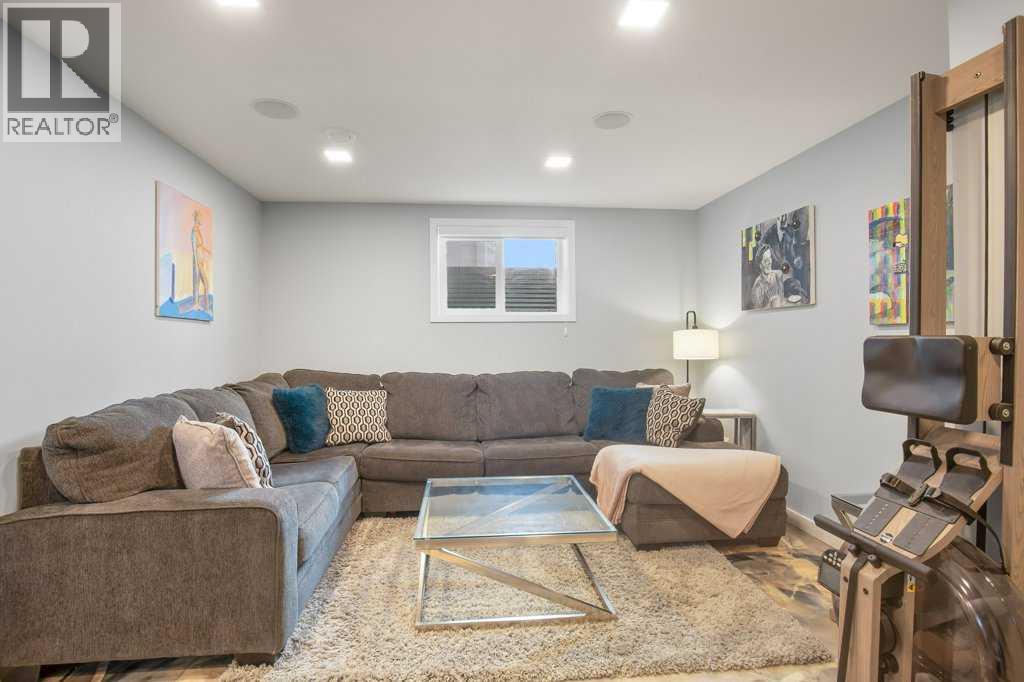 Photo 43 of 38 Cole Way, Sylvan Lake AB