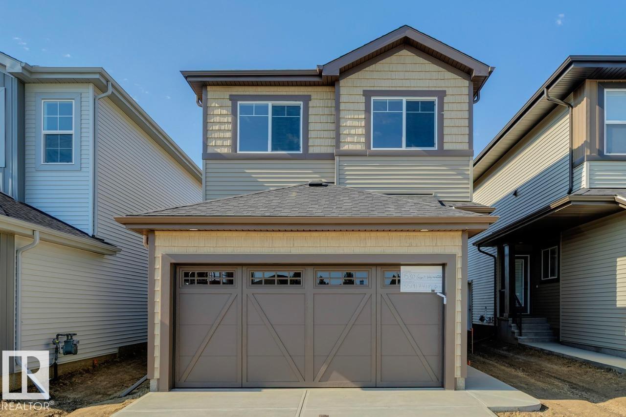 Photo 2 of 1530 Grant Wy Nw, Edmonton AB