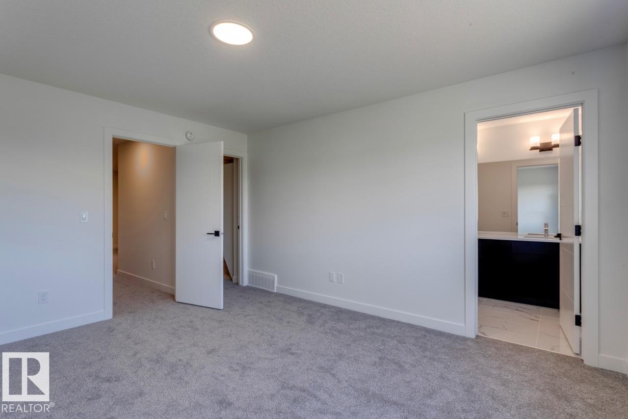 Photo 31 of 1530 Grant Wy Nw, Edmonton AB