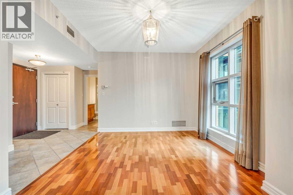 Photo 17 of 704 110 7 Street Sw, Calgary AB