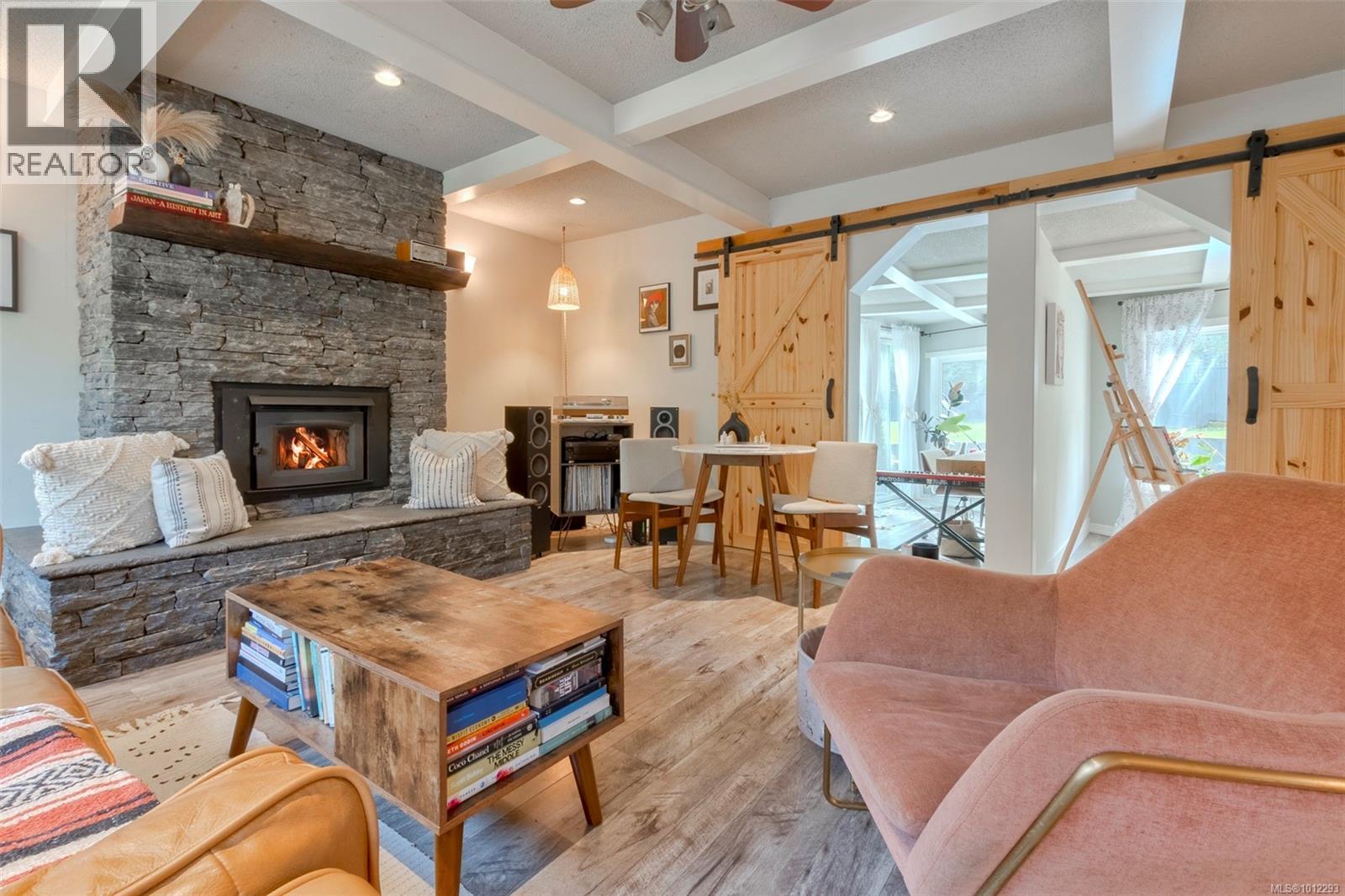 Photo 11 of 2350 Kews Rd, Shawnigan Lake BC
