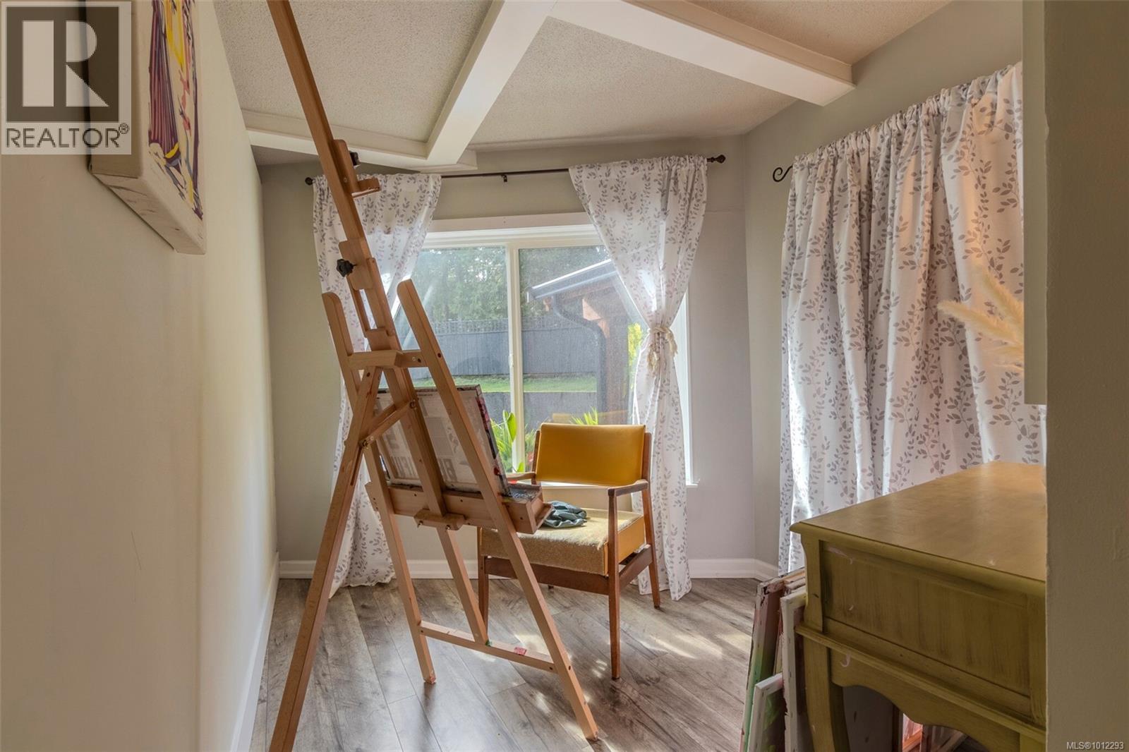 Photo 13 of 2350 Kews Rd, Shawnigan Lake BC