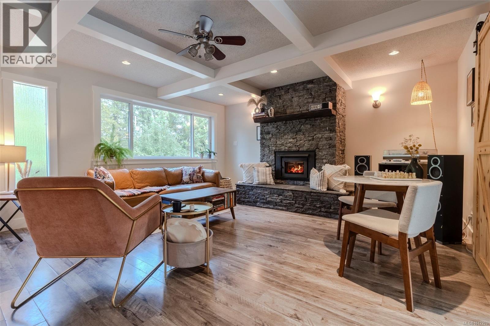 Photo 9 of 2350 Kews Rd, Shawnigan Lake BC