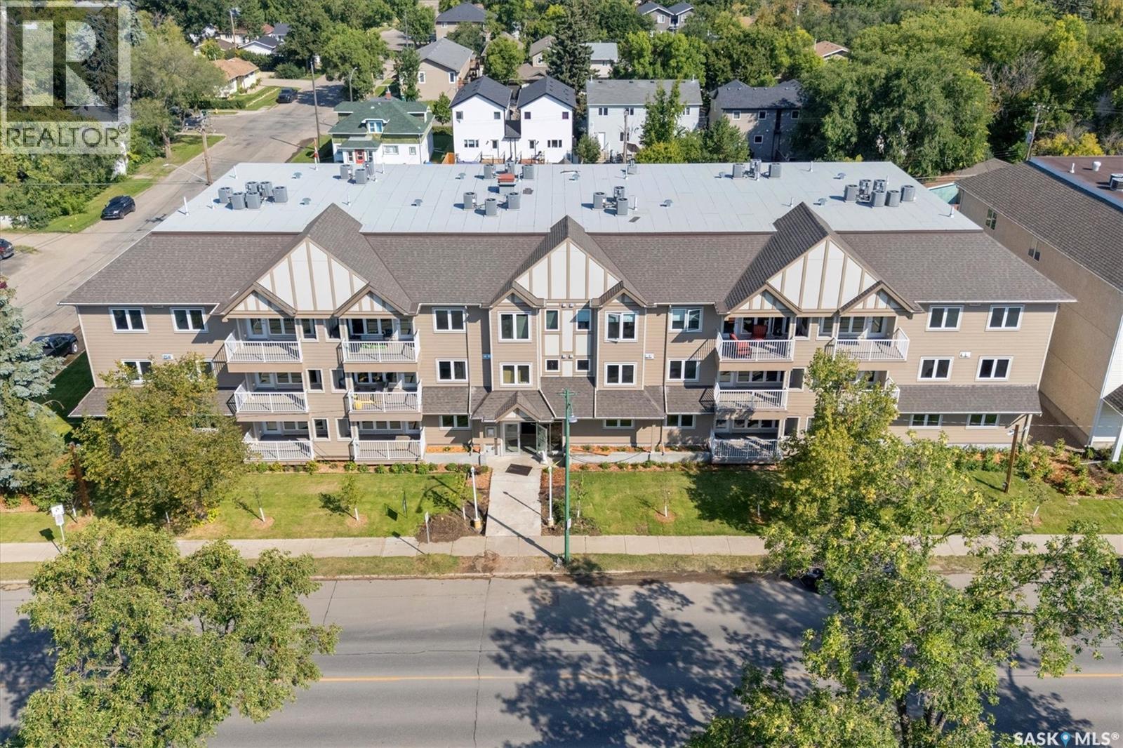 Photo 1 of 307 318 108th Street W, Saskatoon SK