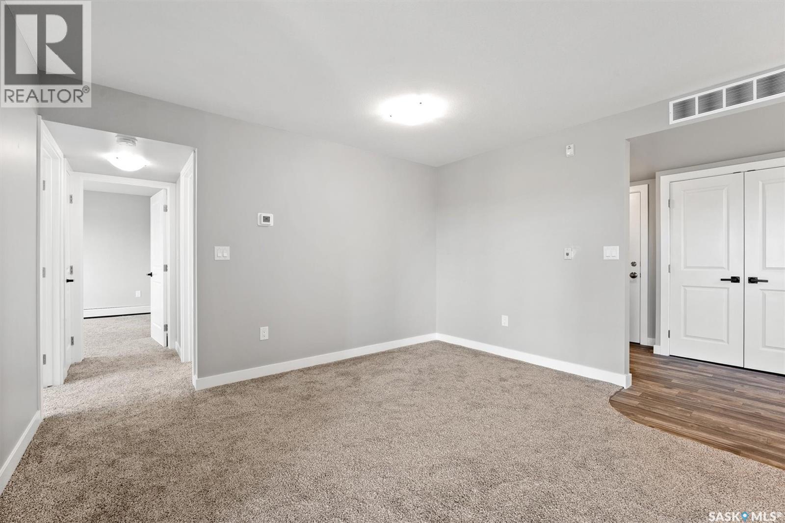 Photo 15 of 307 318 108th Street W, Saskatoon SK