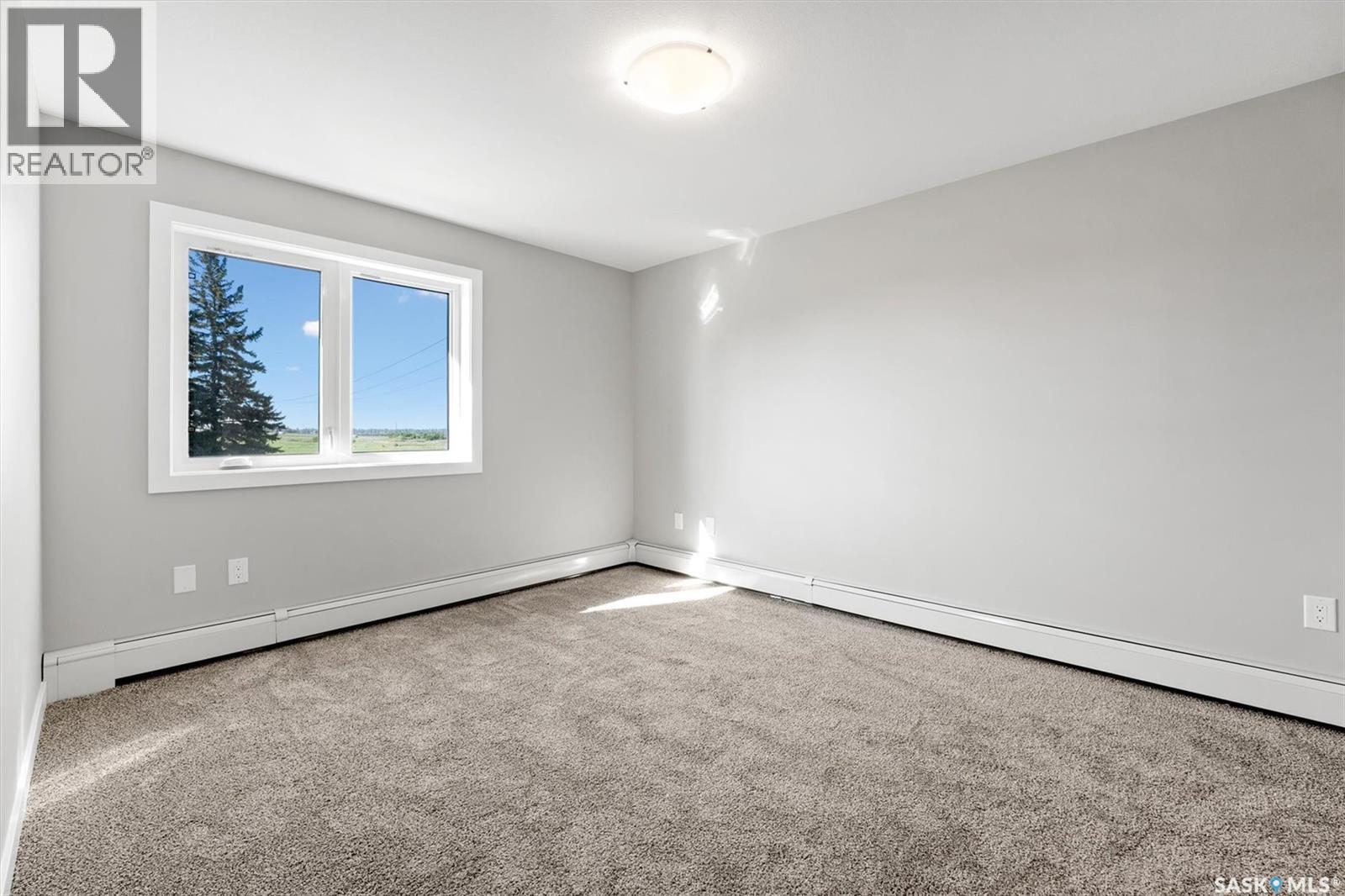 Photo 17 of 307 318 108th Street W, Saskatoon SK