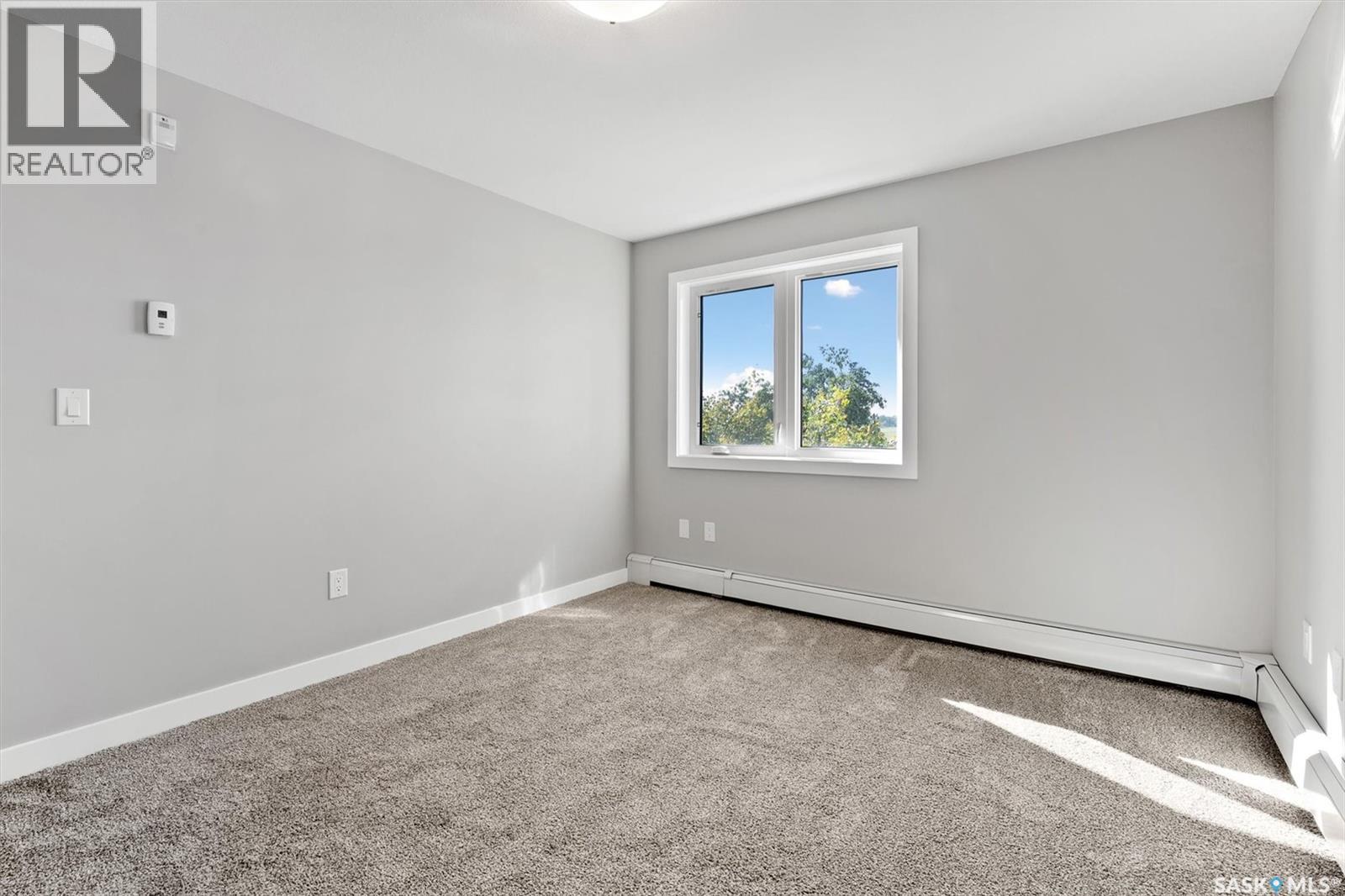 Photo 18 of 307 318 108th Street W, Saskatoon SK