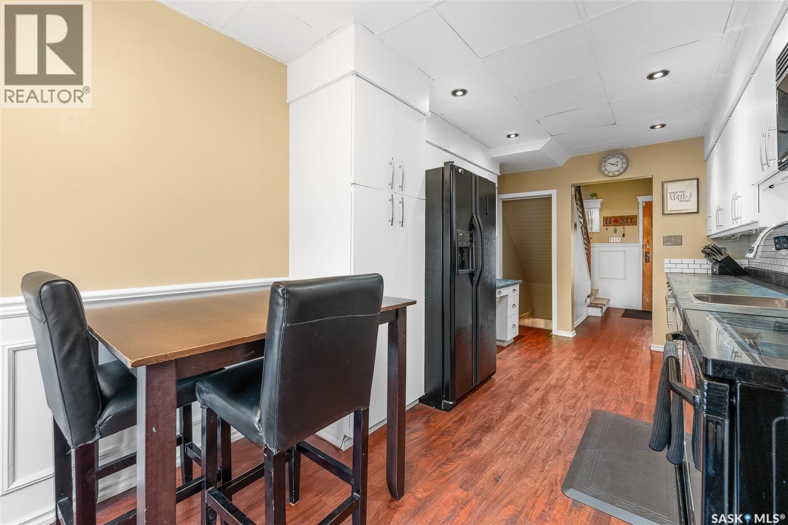 Photo 17 of 1038 Chestnut Avenue, Moose Jaw SK