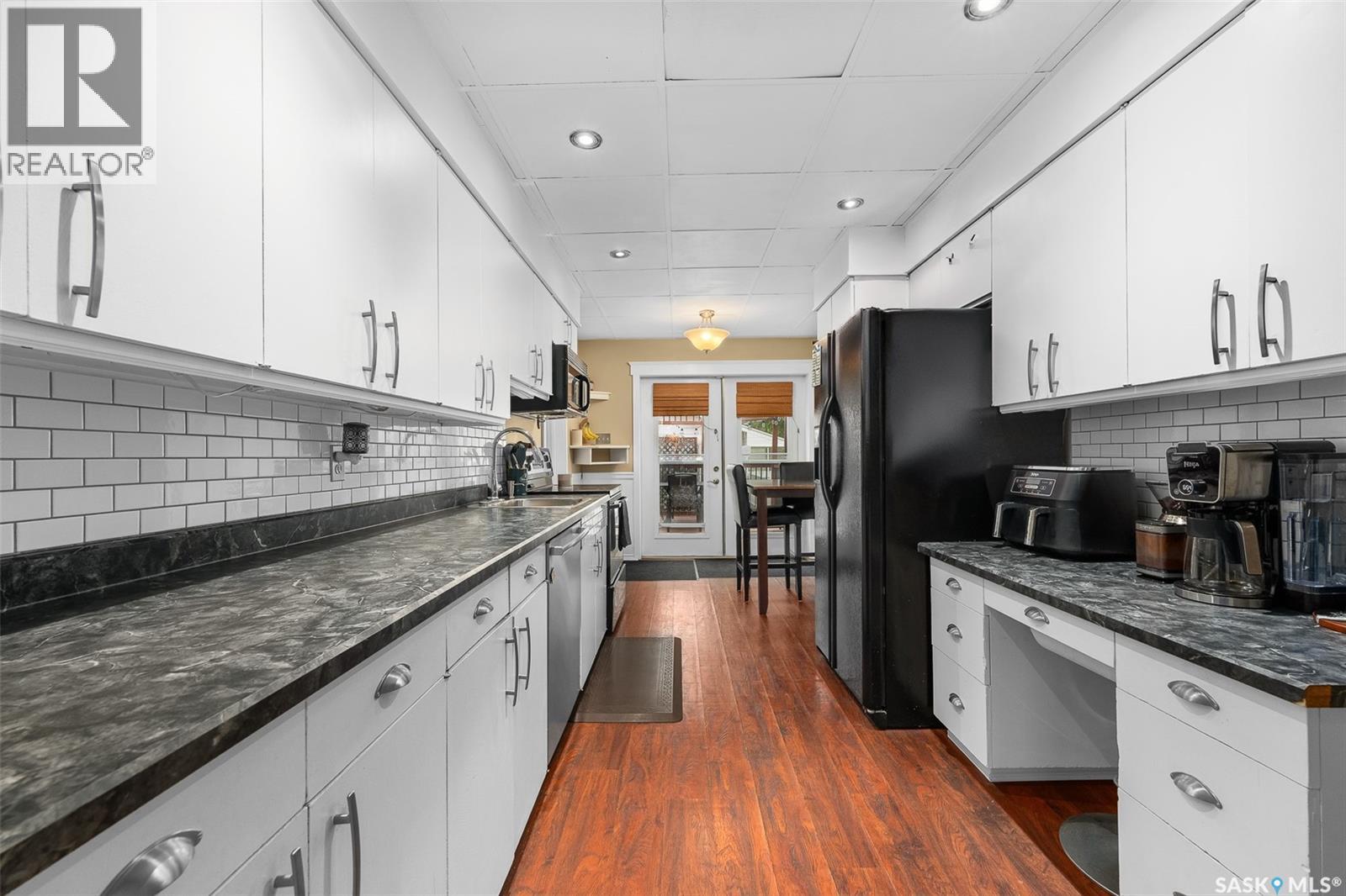 Photo 21 of 1038 Chestnut Avenue, Moose Jaw SK