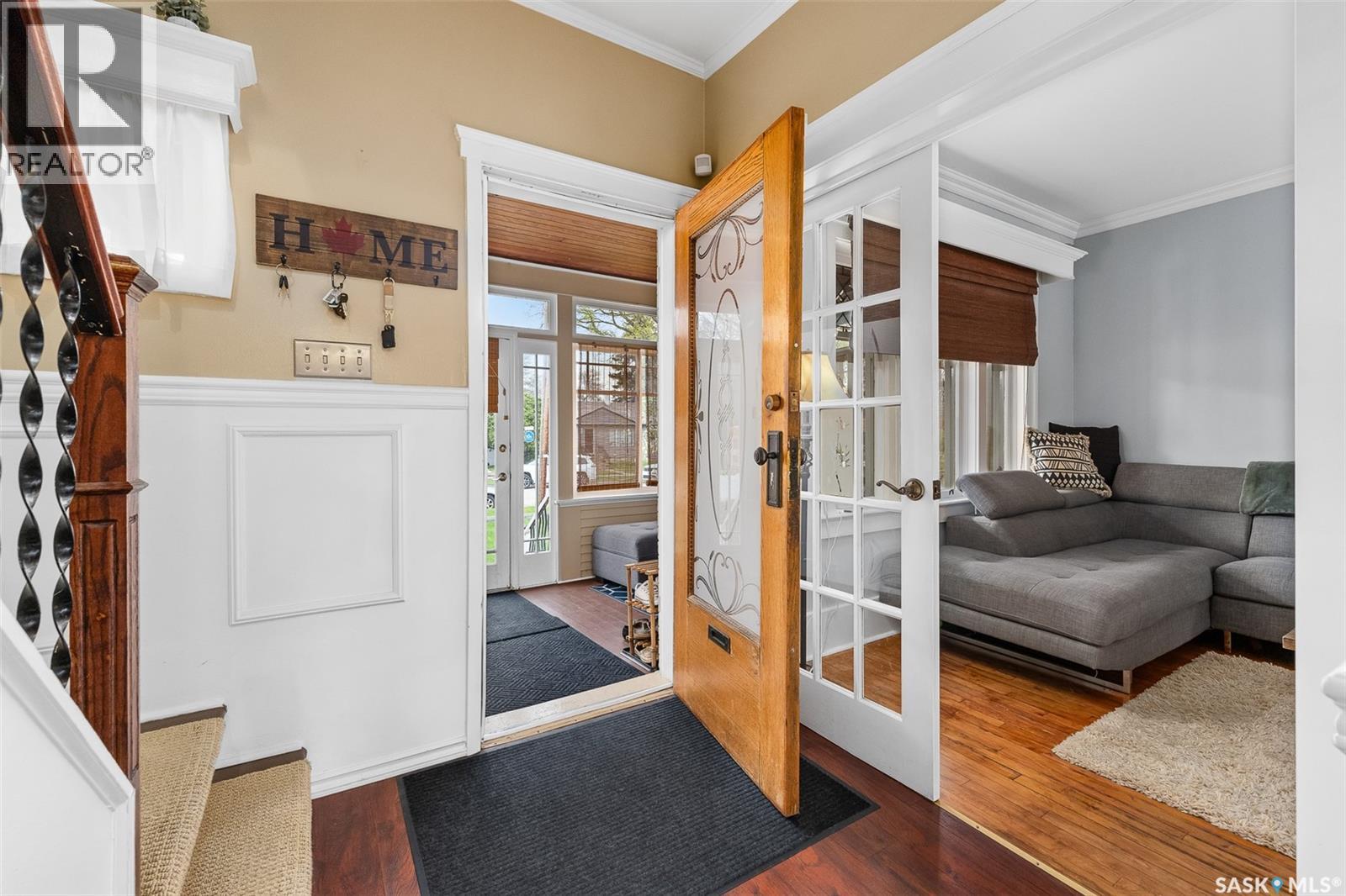 Photo 5 of 1038 Chestnut Avenue, Moose Jaw SK