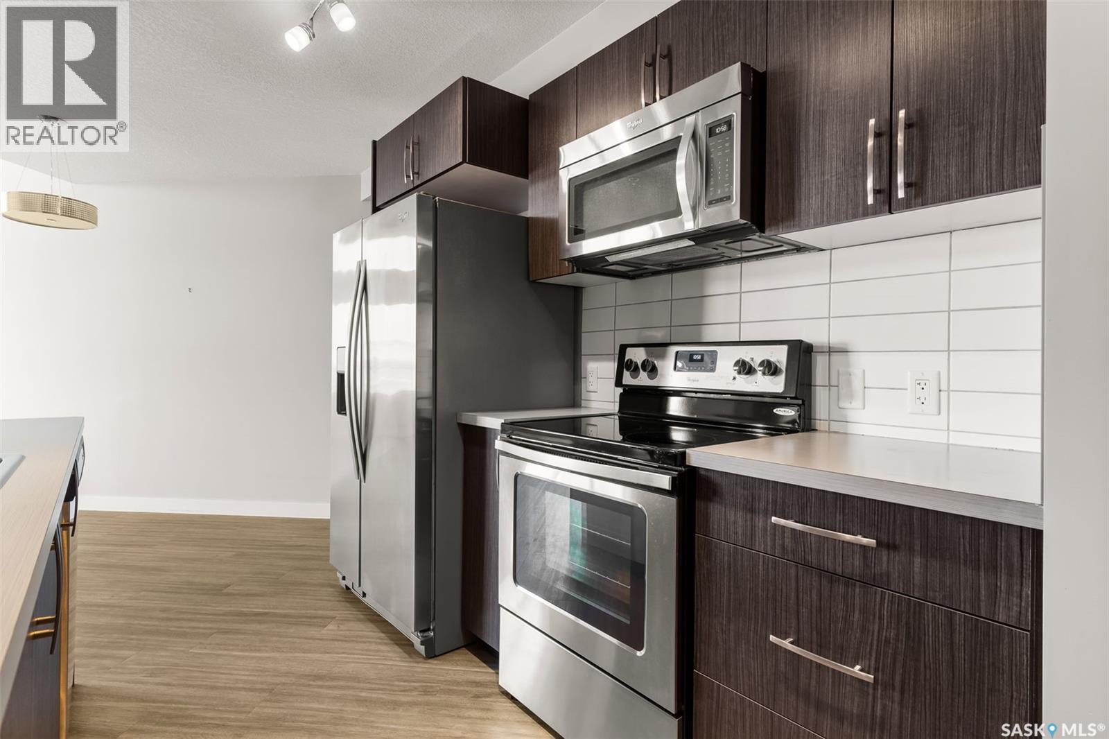 Photo 9 of 411 5301 Universal Crescent, Regina SK