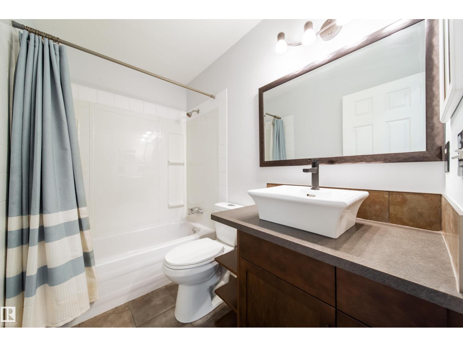 Photo 19 of 13867 24 Street Nw, Edmonton AB