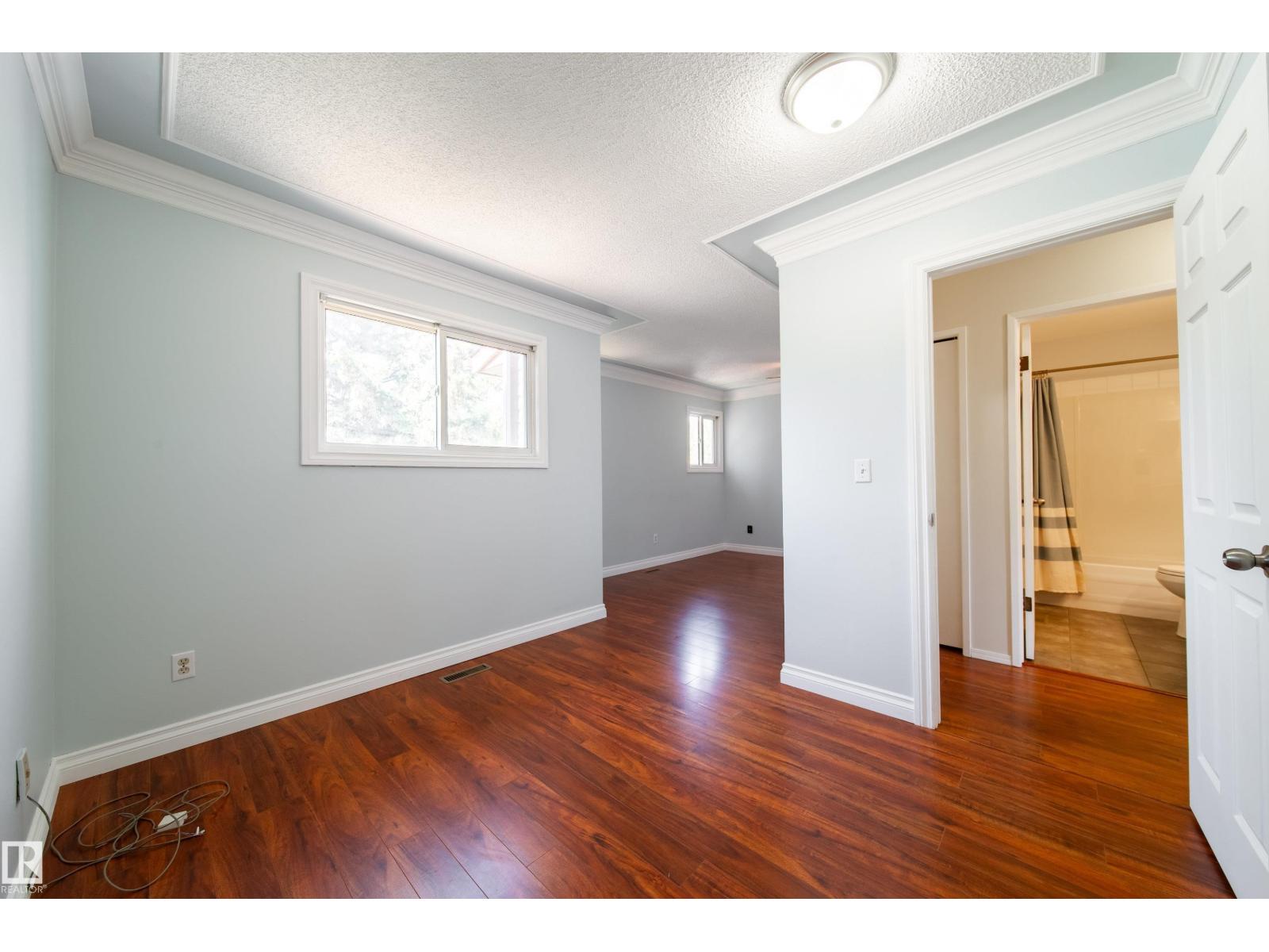 Photo 21 of 13867 24 Street Nw, Edmonton AB