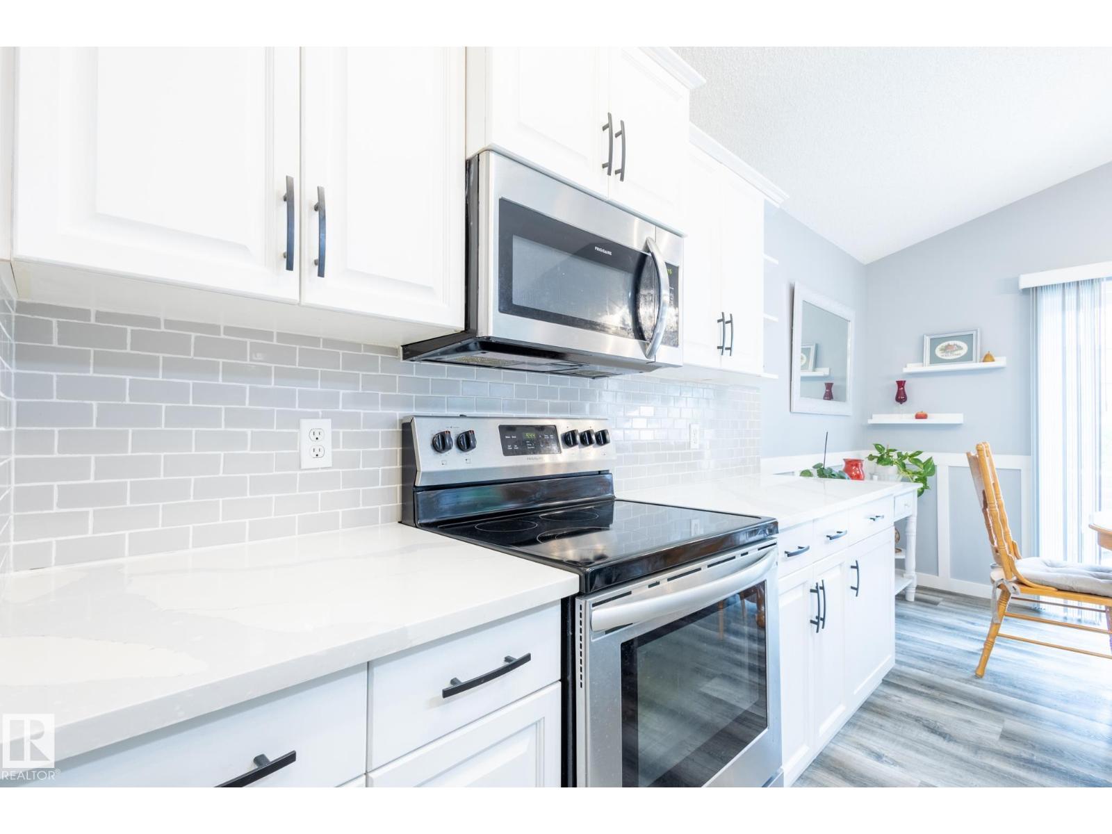 Photo 11 of 124 Newcastle Cr, Sherwood Park AB