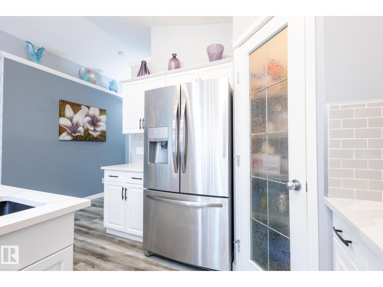 Photo 13 of 124 Newcastle Cr, Sherwood Park AB