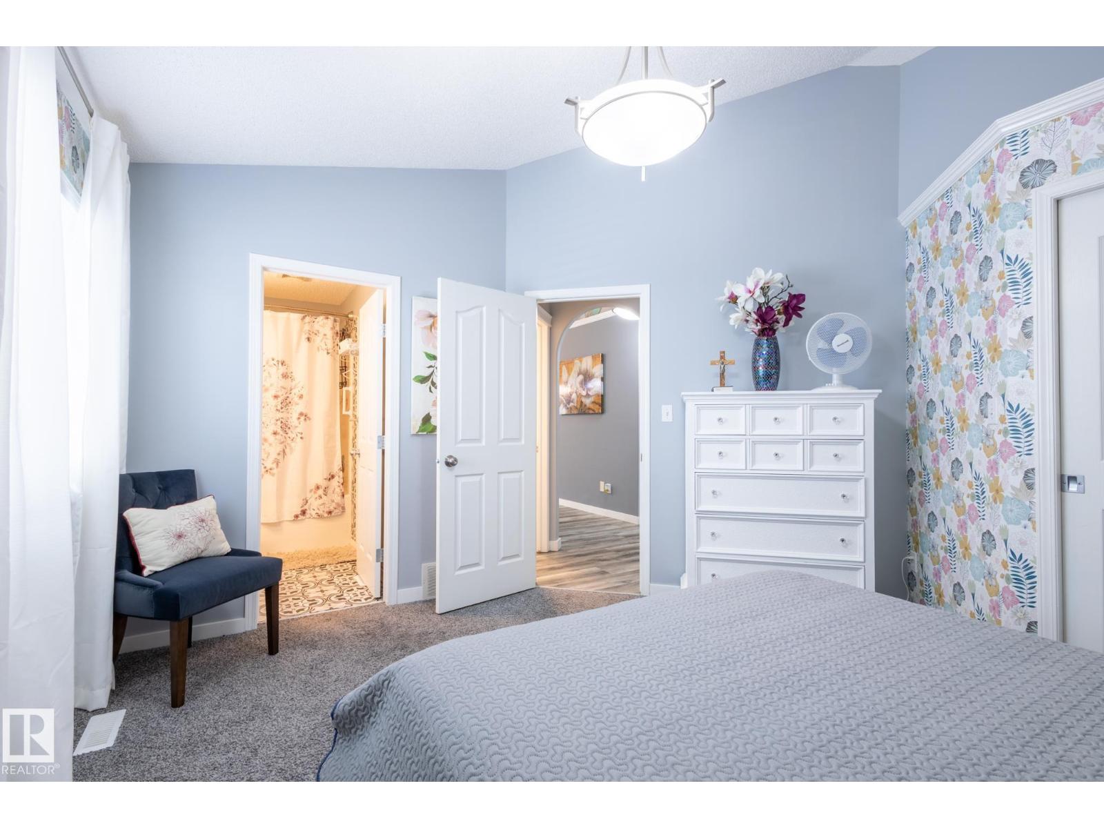 Photo 20 of 124 Newcastle Cr, Sherwood Park AB