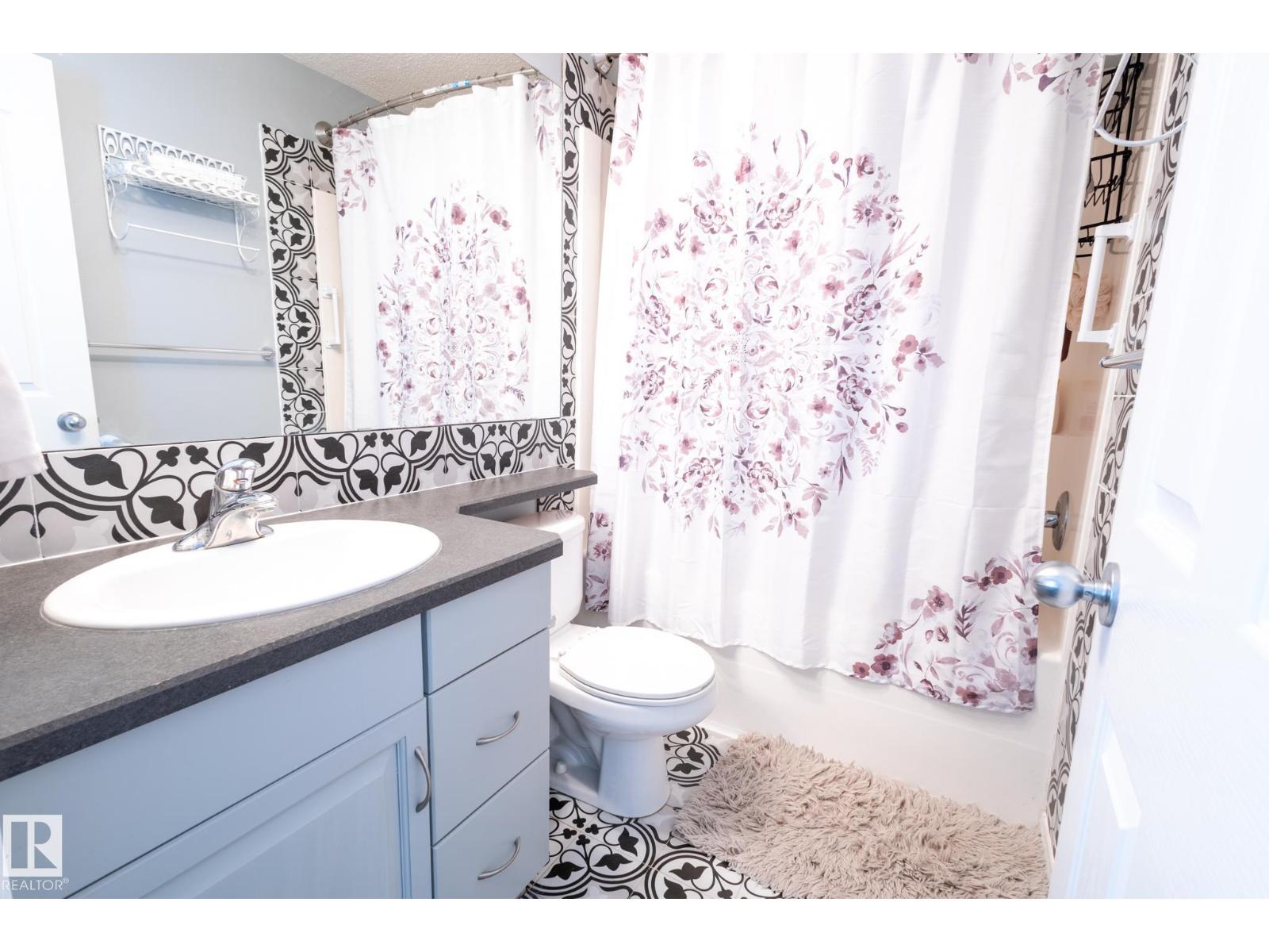 Photo 21 of 124 Newcastle Cr, Sherwood Park AB