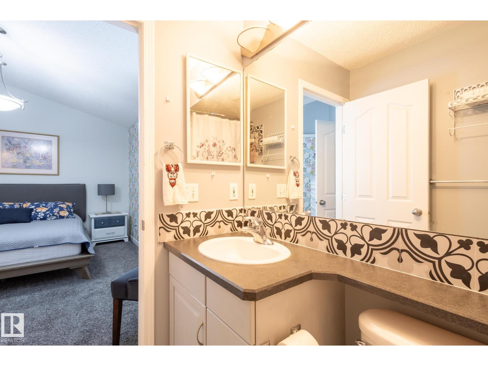 Photo 22 of 124 Newcastle Cr, Sherwood Park AB