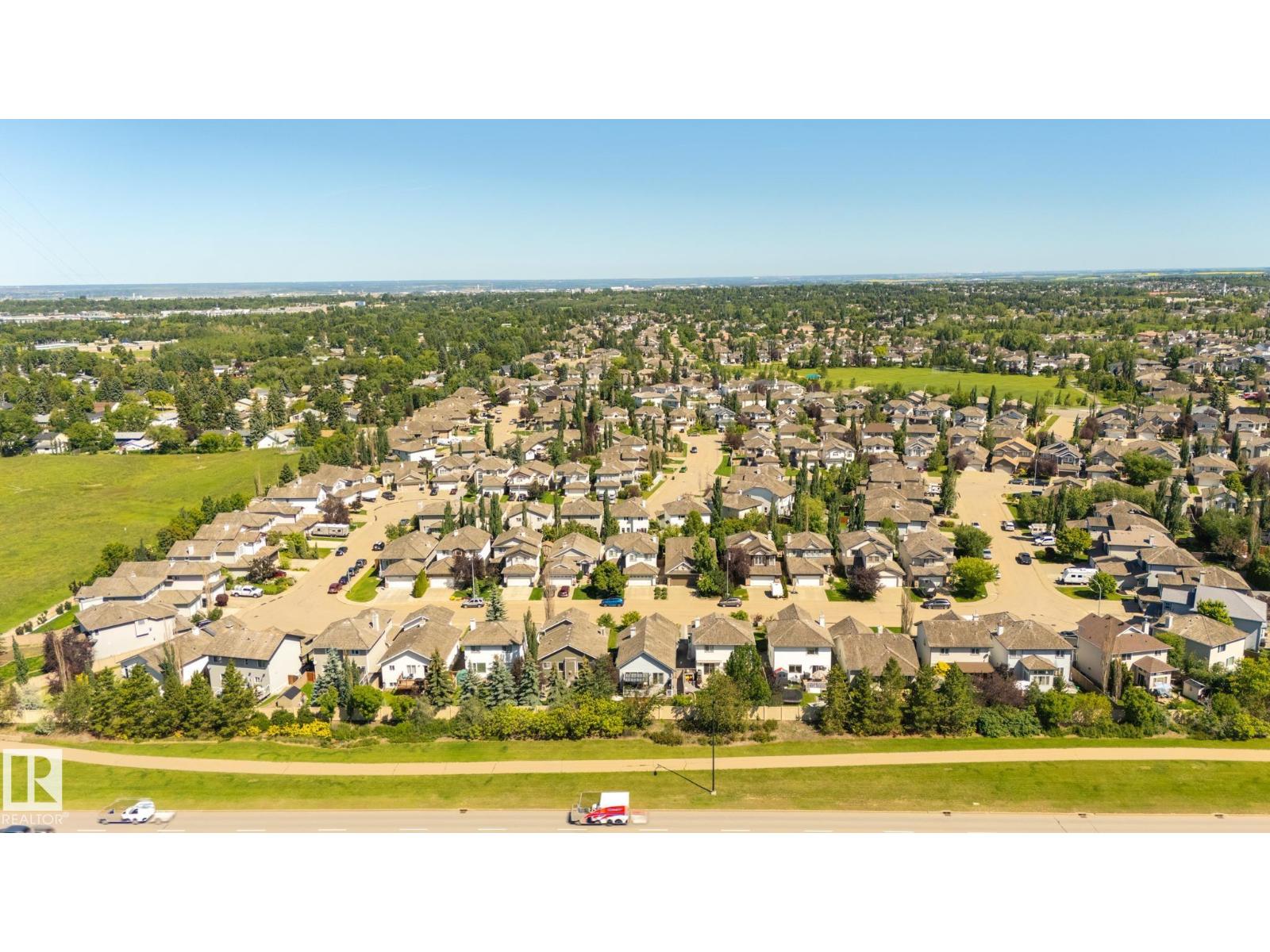 Photo 27 of 124 Newcastle Cr, Sherwood Park AB