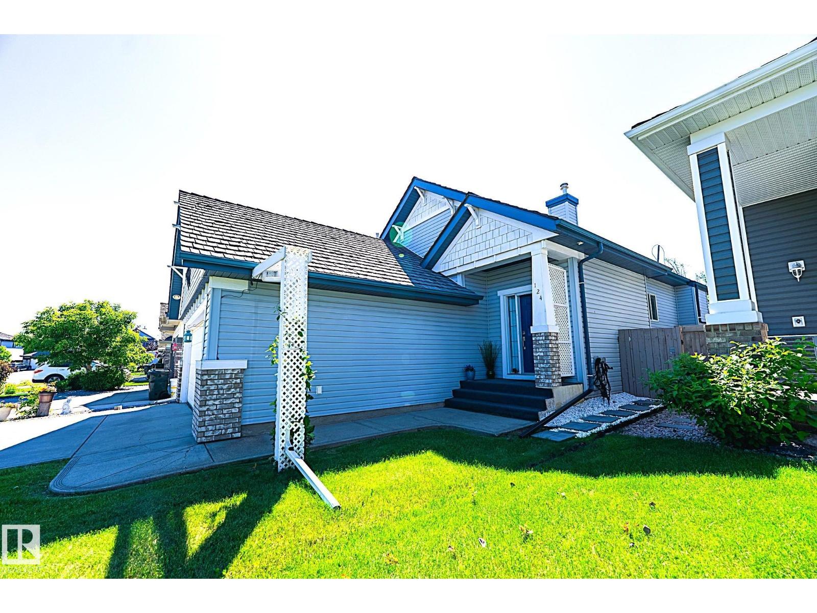 Photo 29 of 124 Newcastle Cr, Sherwood Park AB