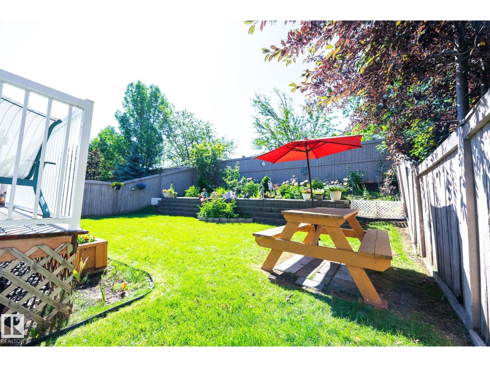 Photo 4 of 124 Newcastle Cr, Sherwood Park AB