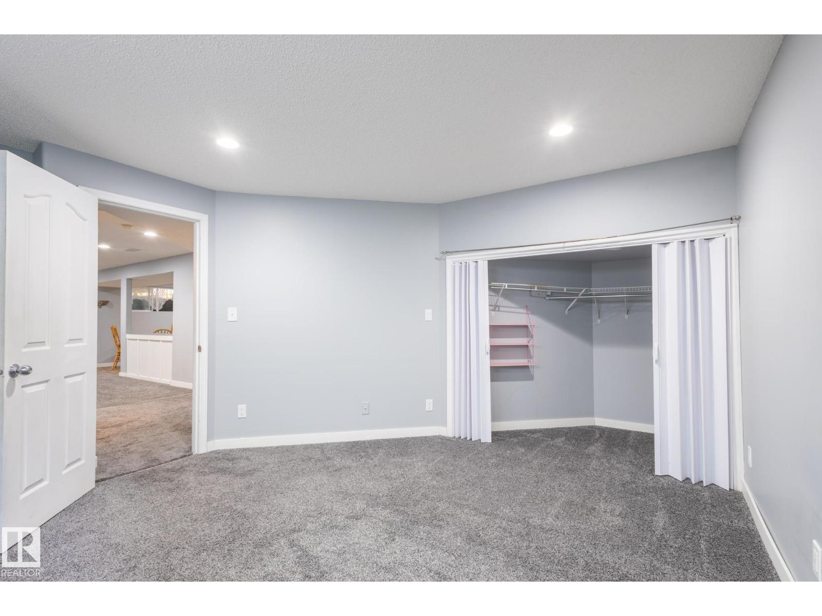 Photo 43 of 124 Newcastle Cr, Sherwood Park AB