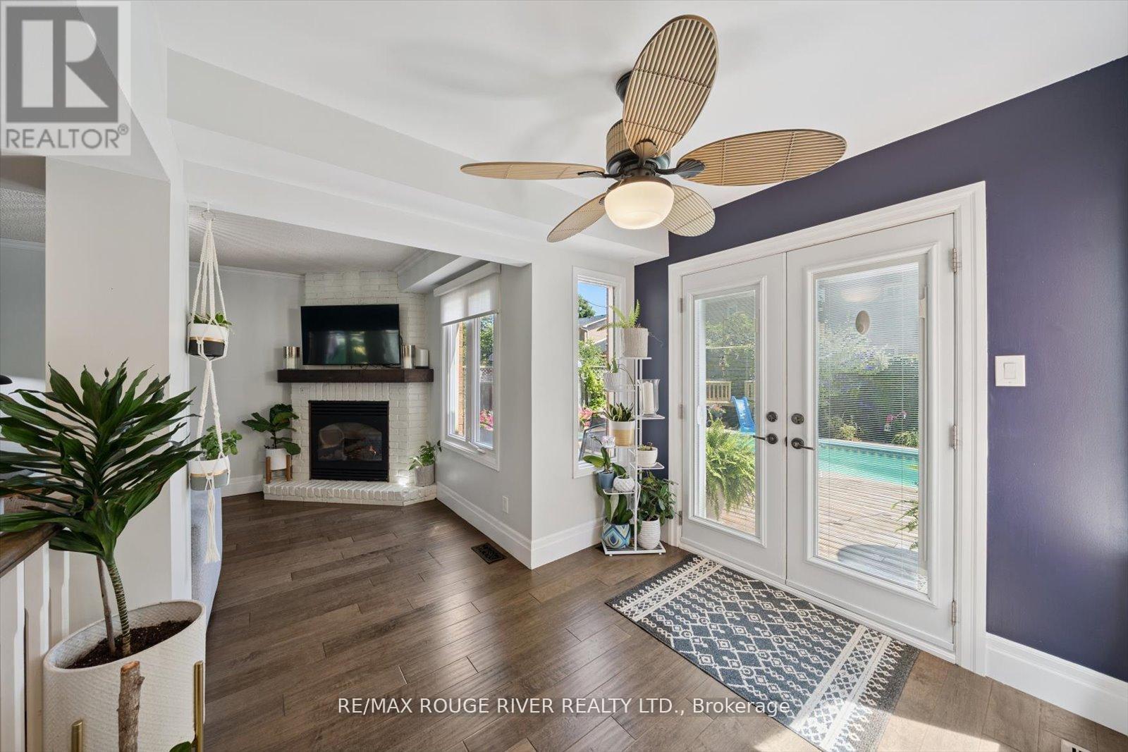 Photo 20 of 17 Houghton Court, Whitby ON