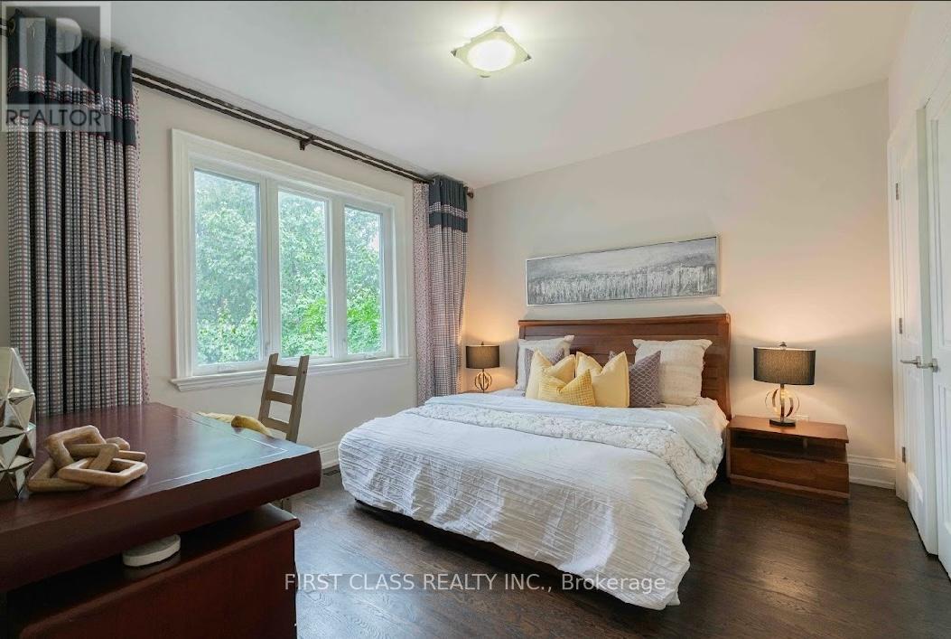 Photo 25 of 25 Dresden Road, Toronto ON