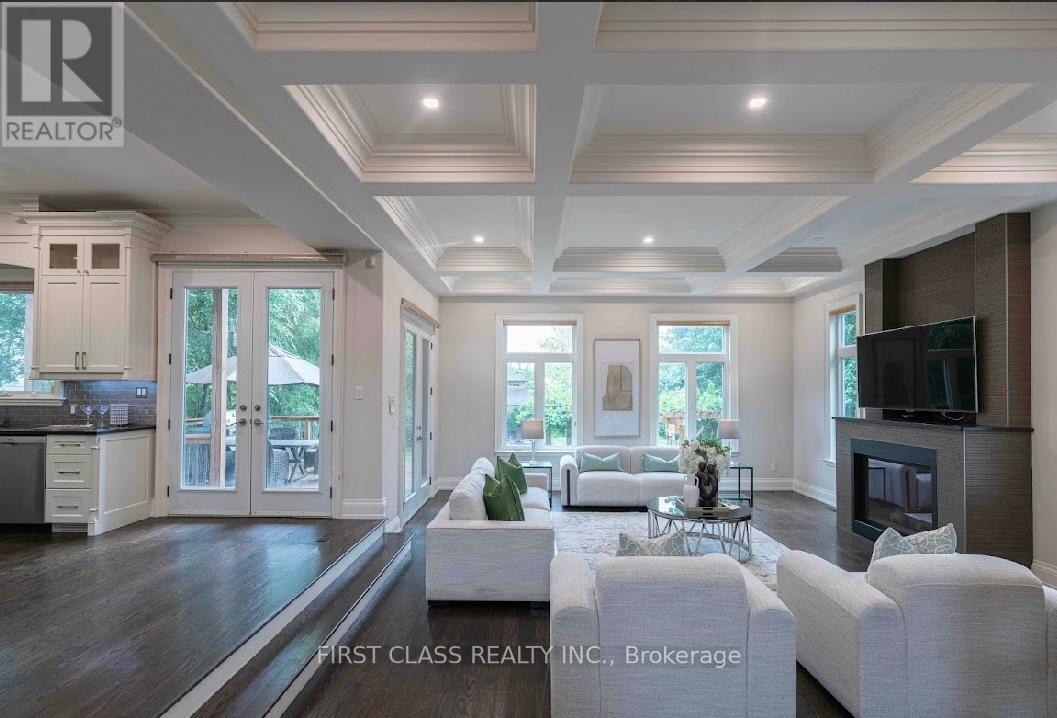 Photo 10 of 25 Dresden Road, Toronto ON