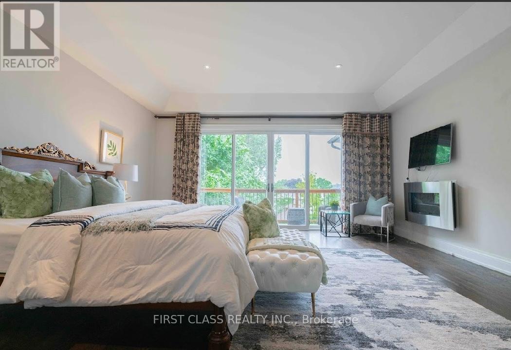 Photo 19 of 25 Dresden Road, Toronto ON