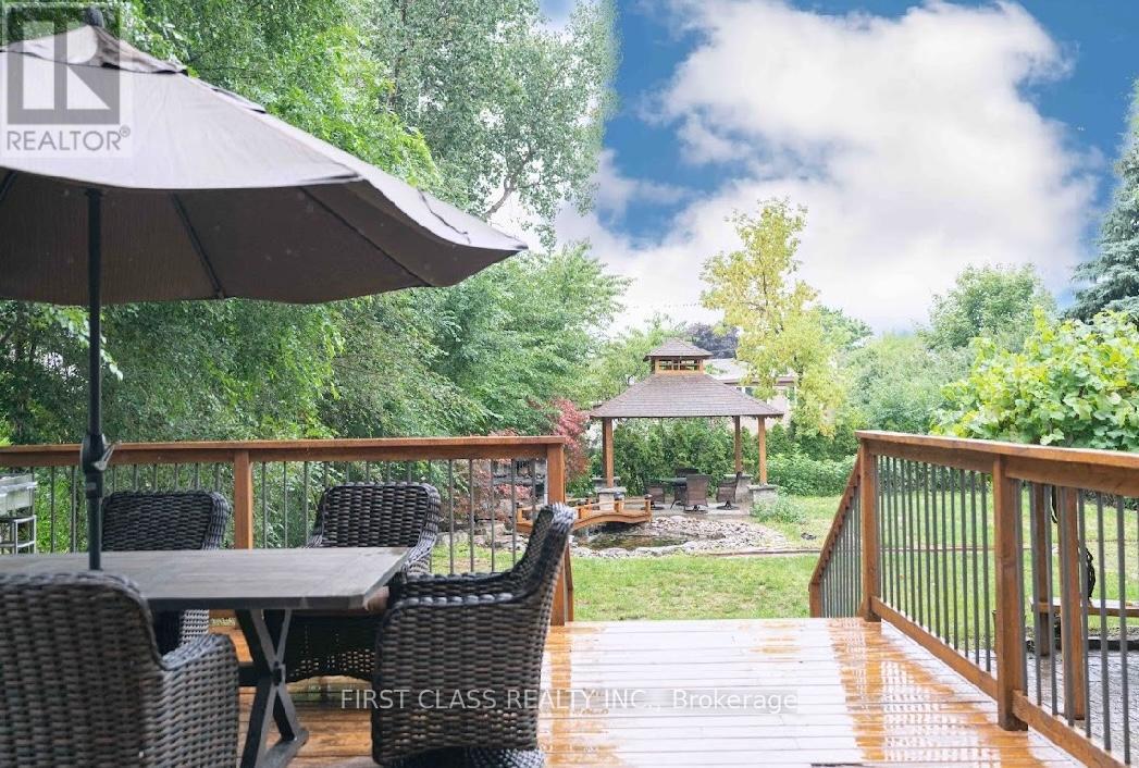 Photo 35 of 25 Dresden Road, Toronto ON