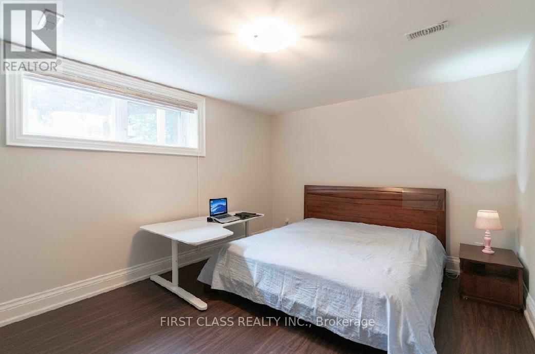 Photo 33 of 25 Dresden Road, Toronto ON