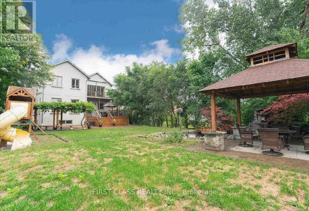 Photo 41 of 25 Dresden Road, Toronto ON