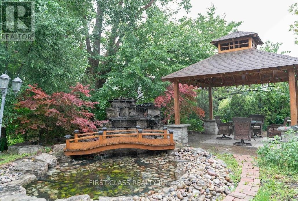Photo 39 of 25 Dresden Road, Toronto ON