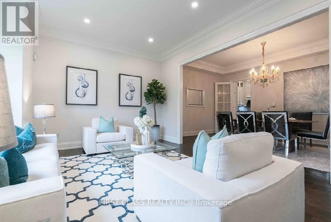 Photo 7 of 25 Dresden Road, Toronto ON