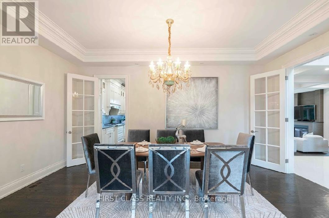 Photo 8 of 25 Dresden Road, Toronto ON