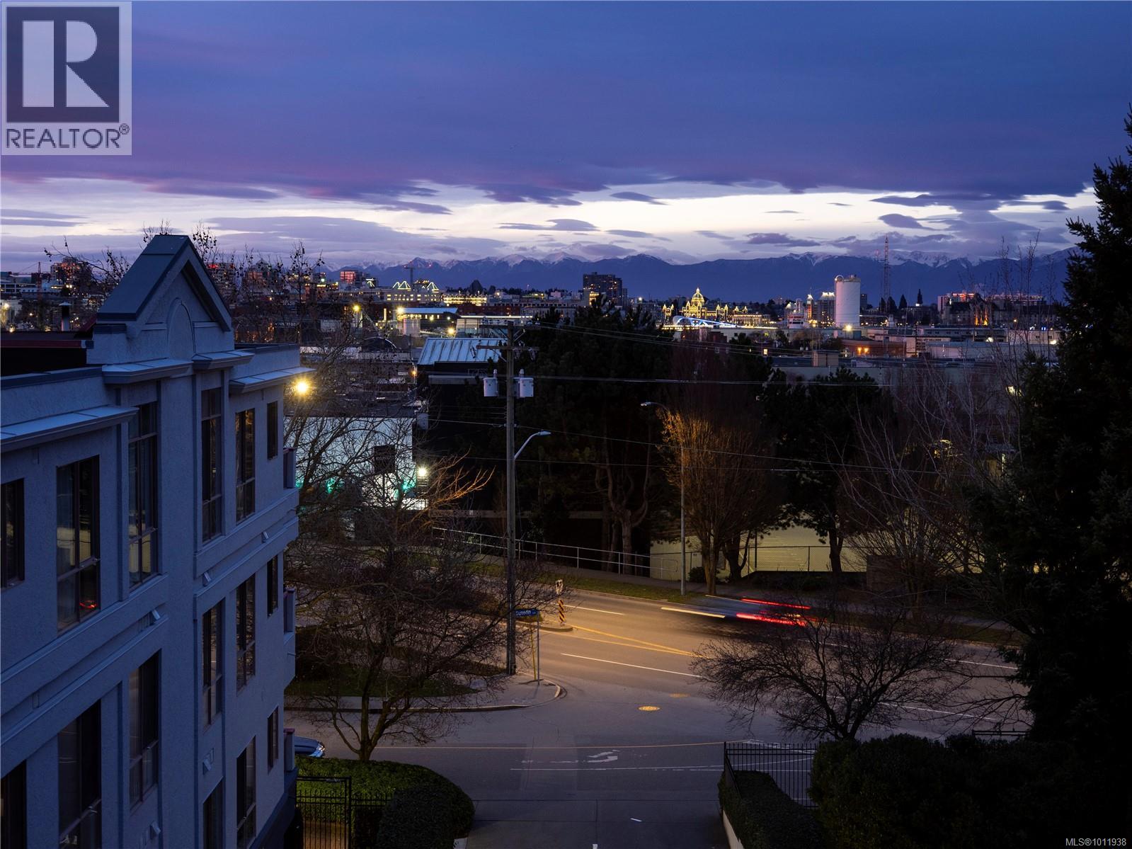 Photo 36 of 404 545 Manchester Rd, Victoria BC
