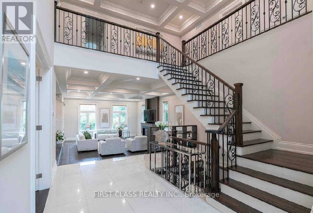 Photo 9 of 25 Dresden Road, Toronto ON
