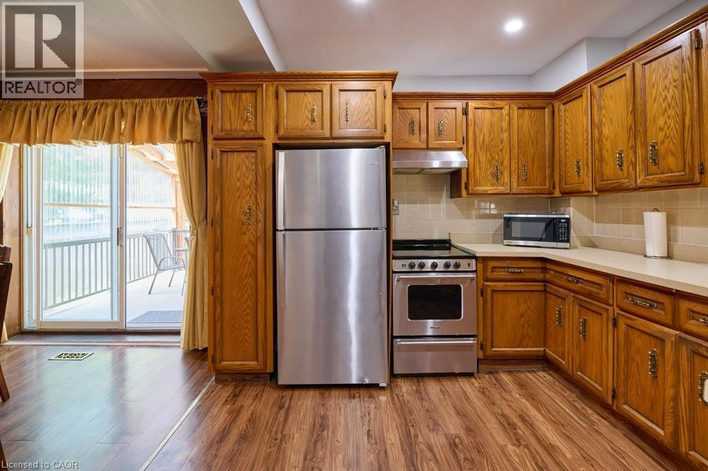 Photo 26 of 120 Wood Street, Kitchener ON