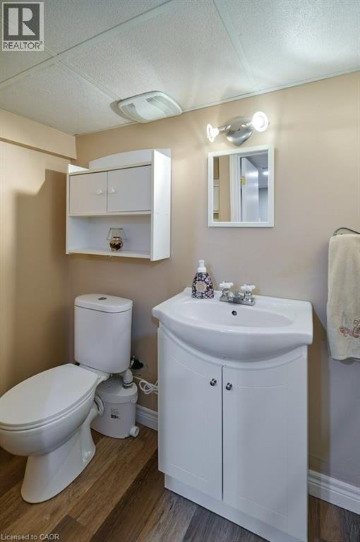 Photo 44 of 120 Wood Street, Kitchener ON