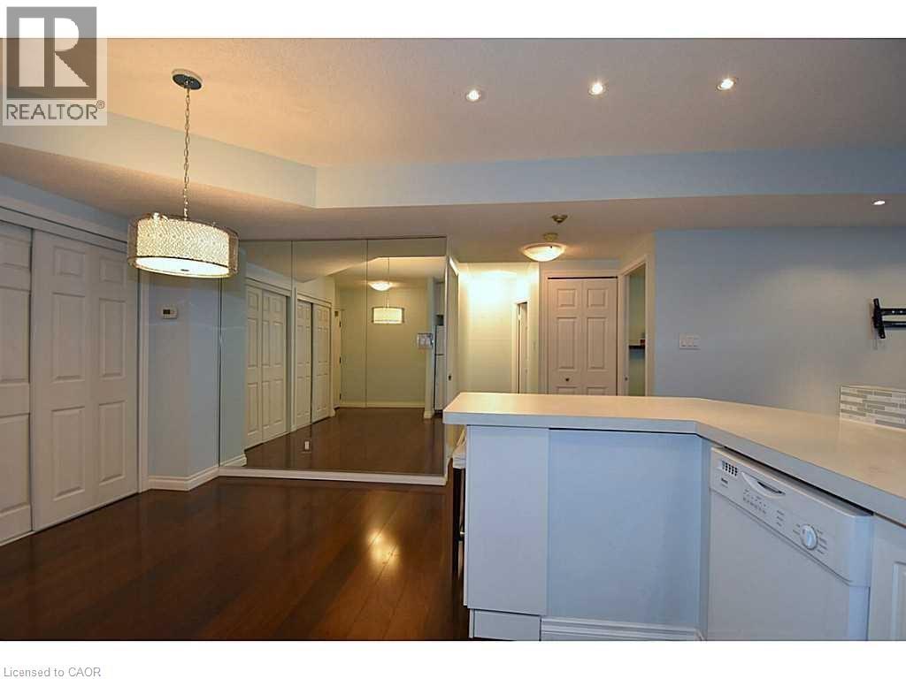 Photo 4 of 36 James Street S Unit 608, Hamilton ON