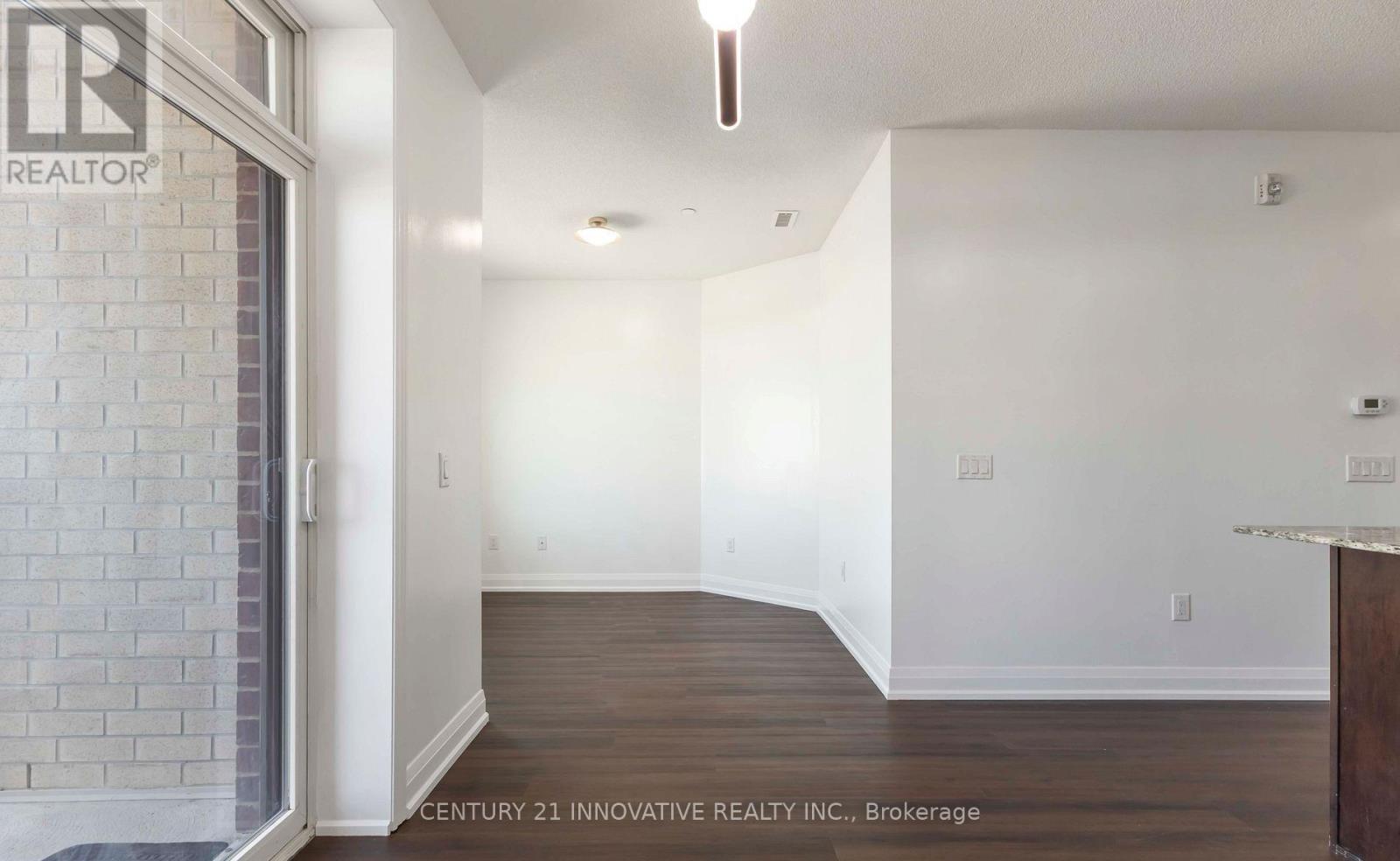 Photo 8 of 406 7325 Markham Road, Markham ON
