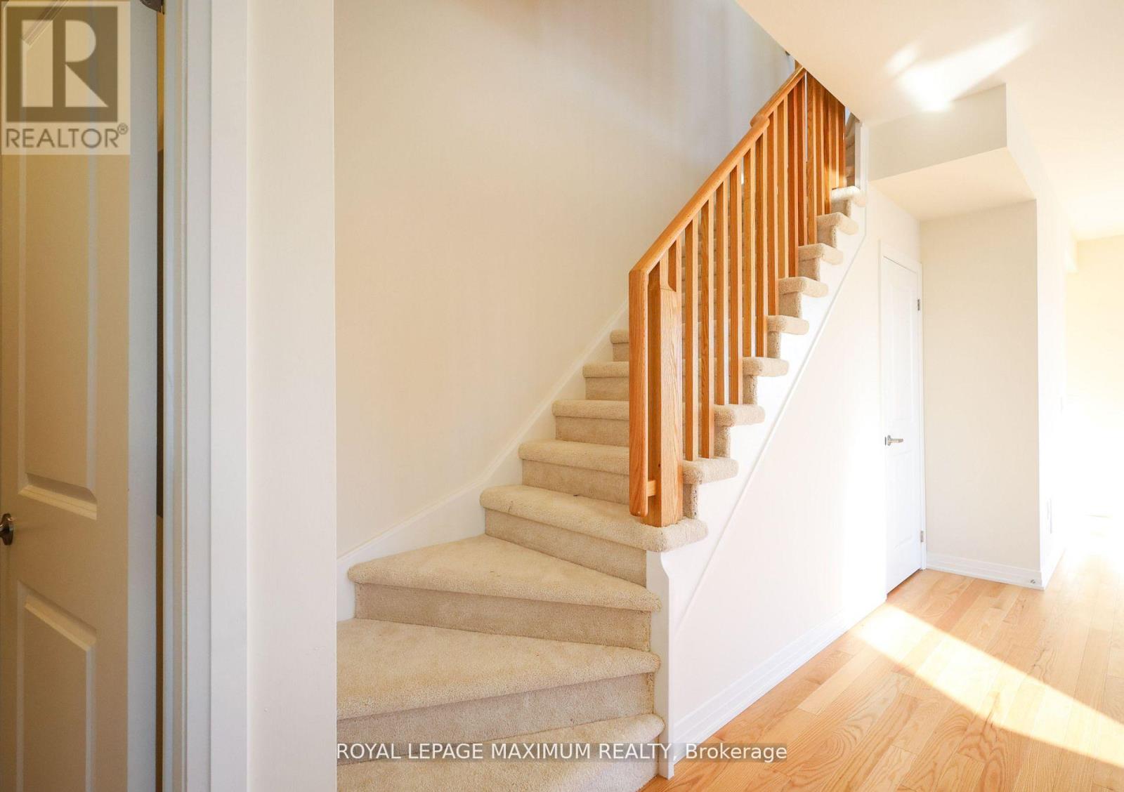 Photo 14 of 1 11 Baynes Way N, Bradford West Gwillimbury ON